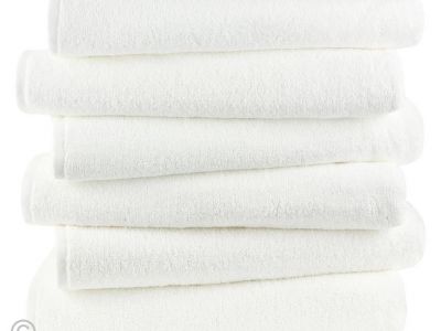 AKCIJA, Brisača 380 g/m2, gladka. 50x100 cm, 70x140 cm, 100x150 cm.